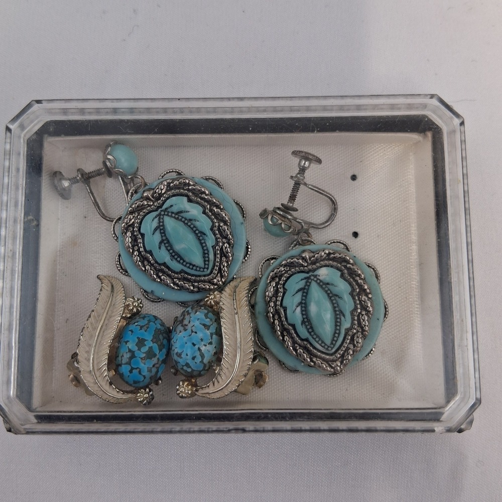 Clip On & Screw Back Vintage Earring Set Turquoise Colored Leaf Silver Tone